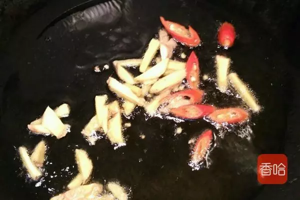 魚這樣做家人吃了都誇讚,魚肉不醒還特鮮,做法簡單一看就會