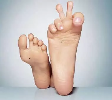 要注意!女 人 這些地方長 痣,不 能 娶,容 易 帶 綠 帽