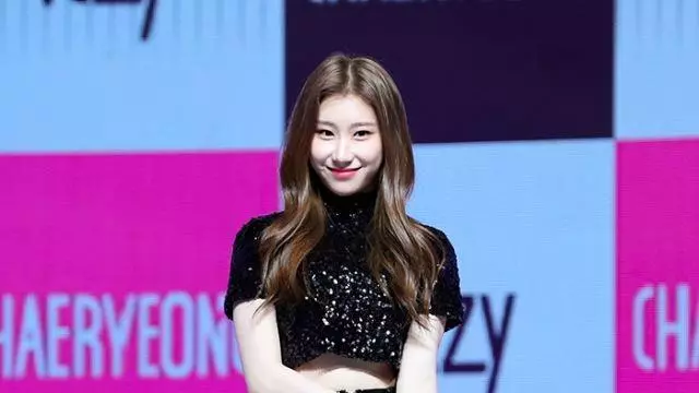 網友攻擊ITZY李彩鈴長得丑,母親現身懇求鍵盤俠們高抬貴手!
