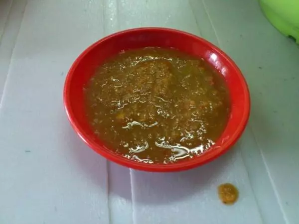 自製板面橘仔辣椒醬,食材簡單,做法簡單,配清湯板面味道超贊!!!