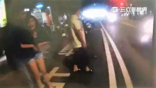 誤把女友父兄當小王 衝動男揮拳才知「死定了」