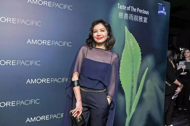 59歲鐘楚紅未PS照:我滿臉皺紋,那又怎樣?