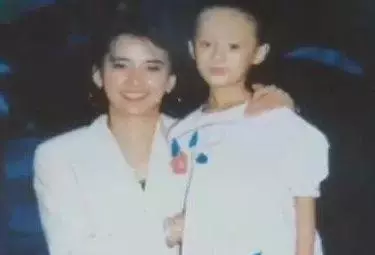 她曾是台灣四大美女之一,當年逼得林青霞自殺, 後戀上黑幫大佬,如今竟然變成了…