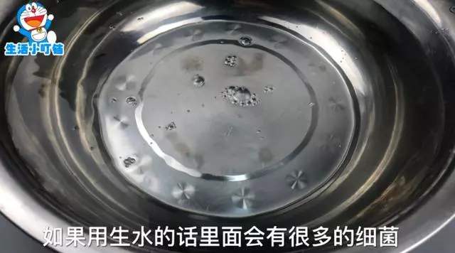 保存豆腐不要放冰箱裡,教你簡單方法,放一個星期依舊新鮮嫩滑