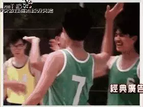 鄭伊健演唱會秀高難度舞功,網友:你真的已經51歲了嗎?