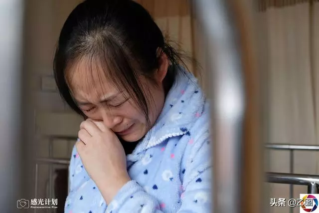 男子割肝救子臨手術時逃了,結果妻子躺上手術台,得知消息他哭