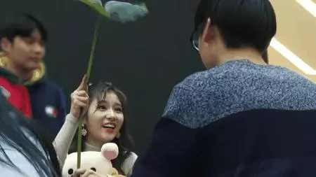 [TWICE][分享]190226 TWICE成為日本金唱片大獎2冠王「感謝所有人」
