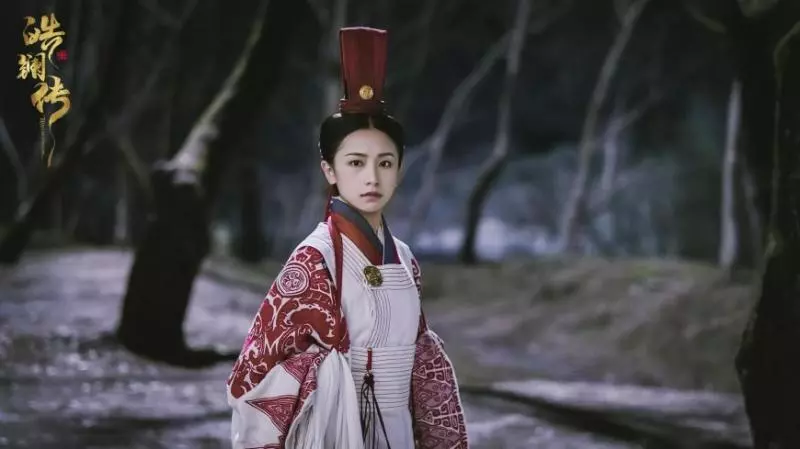【吳謹言才排No.4!】《皓鑭傳》7大美女時裝Look!趙國皇后戲外竟然長這樣!