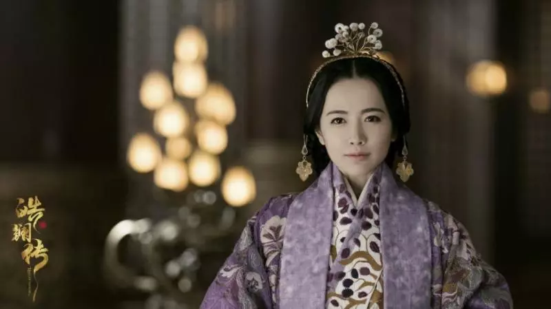 【吳謹言才排No.4!】《皓鑭傳》7大美女時裝Look!趙國皇后戲外竟然長這樣!