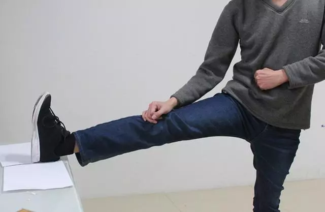 坐骨痛、腰痛,有濕氣,每天花5分鐘,拉通膀胱經,通通都好了