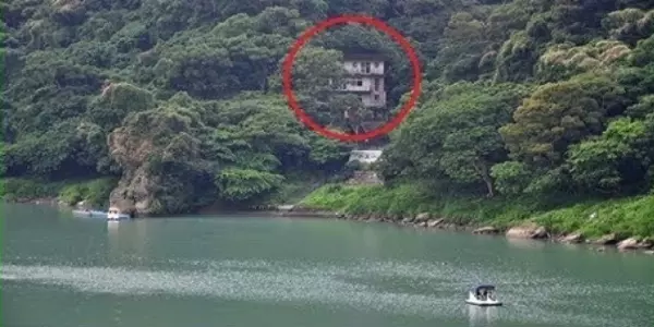 碧潭鬼屋50年「太白樓」遭拆除!品估人員:「屋內景象」真的太可思議了...