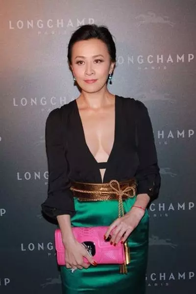 劉嘉玲包養小白臉 !資深娛記大爆明星令人驚呆的真實人品 !