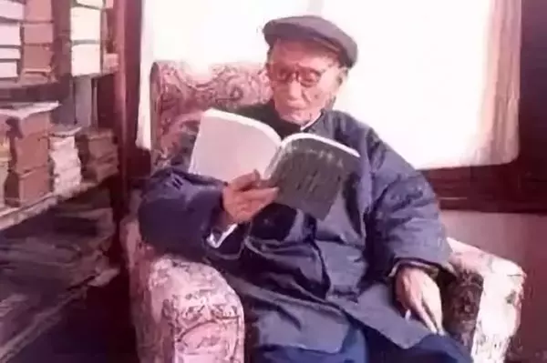 老中醫逝世前留給子孫的遺訓:「什麼都能吃,就是不能喝冷飲!」原來真的有科學根據...