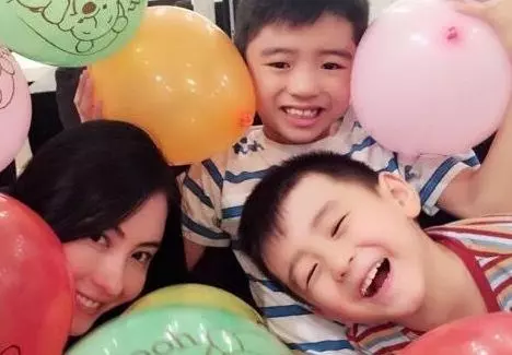 張柏芝再次傳來好消息!備孕懷四胎,直言:一直想要個女兒!