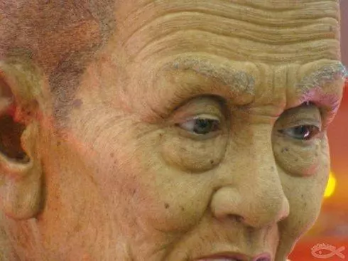 真人肉身活佛,三百年多年未閉眼!轉發之人,增福無量!