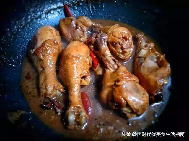 雞腿這樣做簡單又入味,1次6個不夠吃,吃了還想吃,太解饞了!