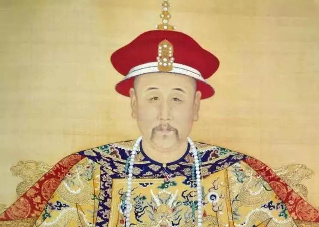 打開雍正墓後,他們看了一眼就說,用水泥封死吧,我們趕緊撤!