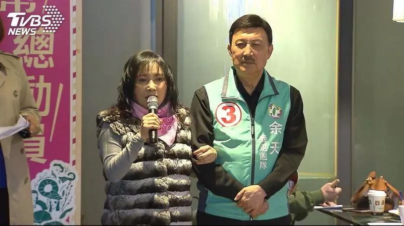 神力女超人出馬! 韓家軍助鄭世維攻三重