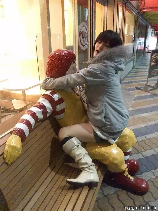 你確定你真的認識麥當勞叔叔,惡搞的恥力絕對超乎你的想像