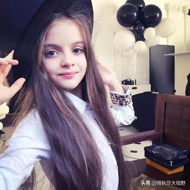 天使在人間,俄羅斯11歲蘿莉被評為「全世界最美的女孩」