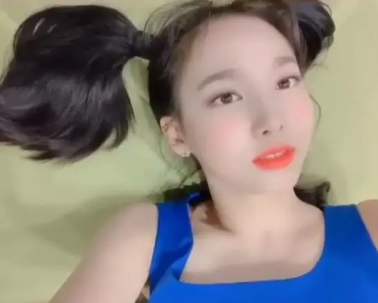 [TWICE][分享]190227 《Candy Pop》獲第33屆日本金唱片「年度下載歌曲」獎項！