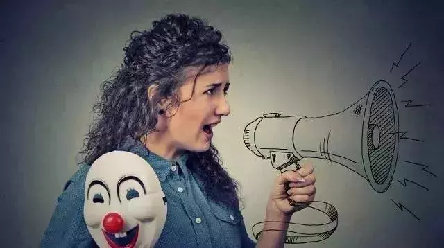 女人的病,大多與生氣有關,學會兩招,排出氣,病自然越來越少