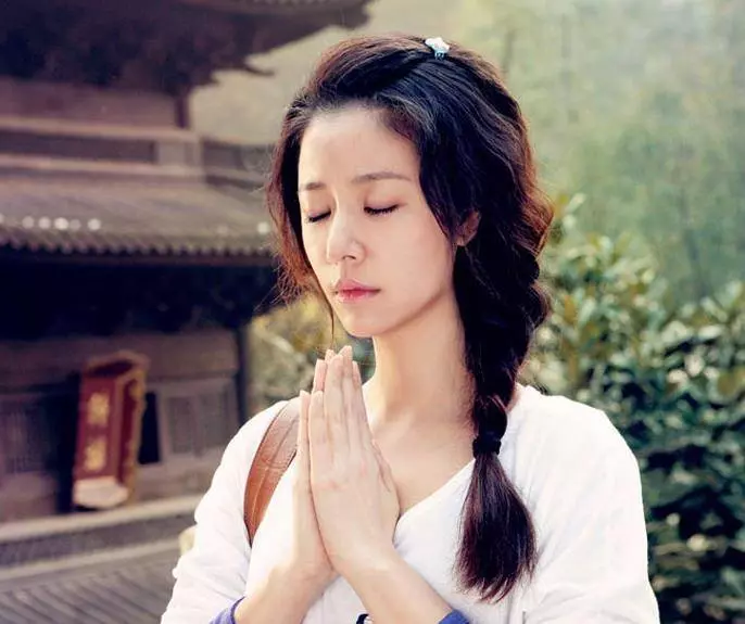 「圓臉」是世界公認的最美臉型!圓臉女人的5大優勢,尤其第2個,讓人羨慕!