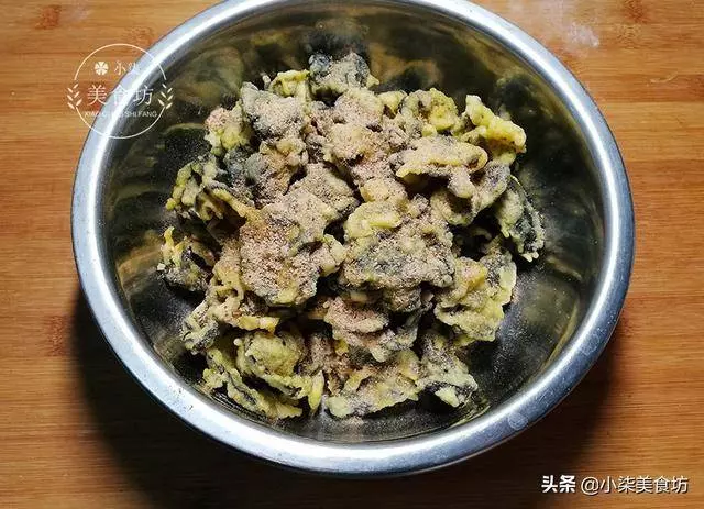 木耳新吃法,3分鐘就出鍋,外酥里軟,端上桌全搶光,比肉還好吃。