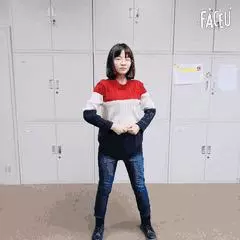 每天這樣甩甩手,排毒素,瘦腰和大肚子,頸椎也不疼了,甩走一身雜病