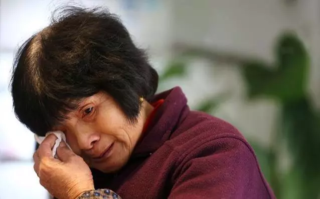 老婆死後我帶著兒子再婚,岳母知道後來我家一趟,我決定不結婚了
