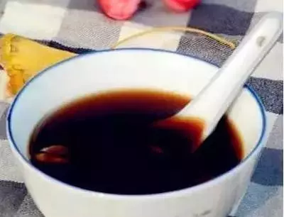 妻子來例假,我給她沖了一杯紅糖水,她說聲謝謝,我選擇跟她離婚