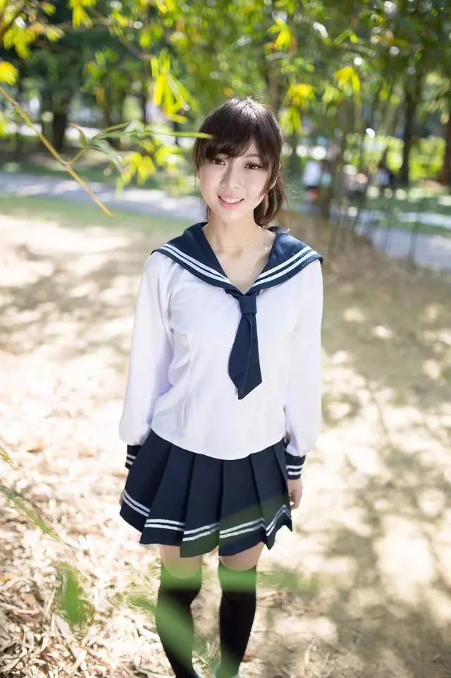 離婚一年後,前妻來家看兒子,走時忘了帶包,打開包後我決定復婚