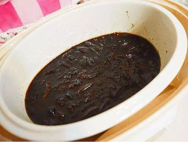 告訴你一個潤肺止咳的秘方,2個檸檬、一塊皮,每天吃一口,止咳又化痰、不易復發!
