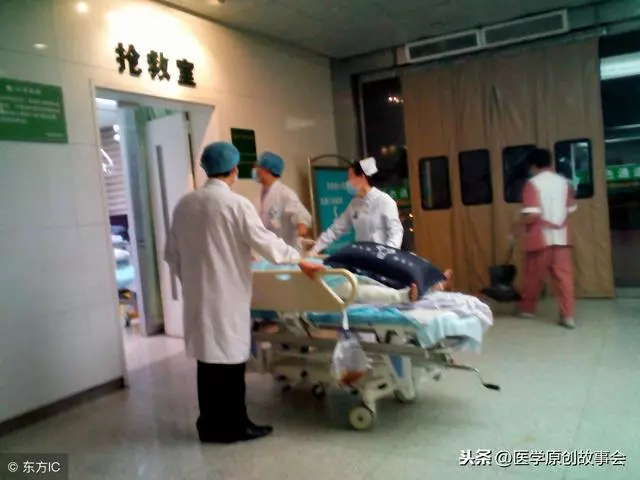 40歲男子劇烈胸痛,入院三十分鐘不幸去世,只因這一個舉動!