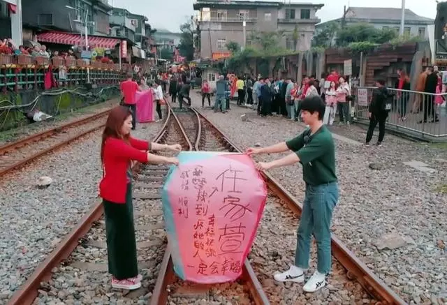 甜得讓Selina走出感情陰影,張軒睿坦言:我們現在挺好