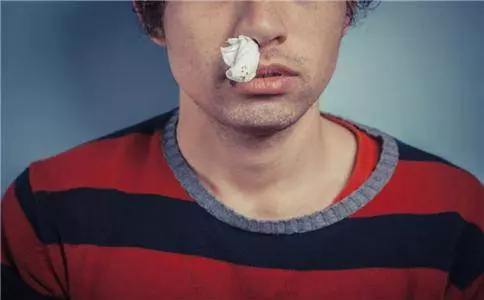 睡覺時,有這種表現就是中風前兆!一定要警惕哦!