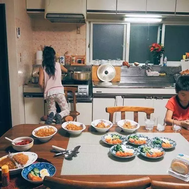 一家四口隱居在超美北海道過著「田園生活」,日常生活照吸引數十萬人追蹤!