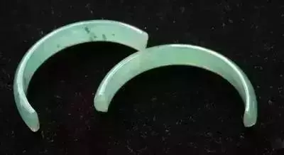 玉鐲碎了預示著什麼?一定要用紅布包起來,女性一定要知道