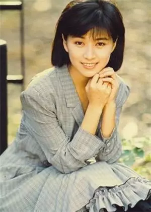 臺灣玉女歌手20年前嫁養豬大王,為了重疾父親毅然退歌壇,如今54歲近況曝光,爆肥26公斤,網友卻說:幸福滿滿