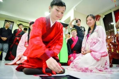 大馬7百萬華人生活到底是怎樣的?遊客一句「有錢無權」出乎意料!