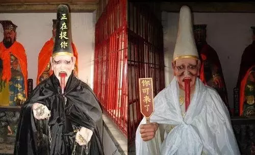 她深夜驚見「6紙紮人出現眼前」靈魂秒被帶走 鬼差架著她「攤開生死簿求幫忙」還要去見城隍爺(真人真事!)