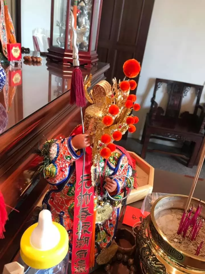 跟太子爺打賭!他不知好歹:「真有神力算我輸!」 隔天起床「客廳詭異狀況」求饒再也不敢