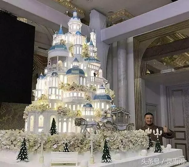 富二代花了「500萬做結婚蛋糕」,大家都罵奢侈!但蛋糕一推出來,全場被「美到目瞪口呆」!