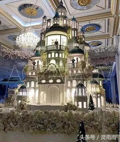 富二代花了「500萬做結婚蛋糕」,大家都罵奢侈!但蛋糕一推出來,全場被「美到目瞪口呆」!
