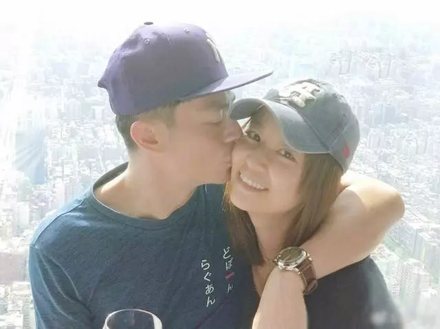 林心如手扶大肚承認身孕,醫院確診是雙胞胎!霍建華:孩子不能要