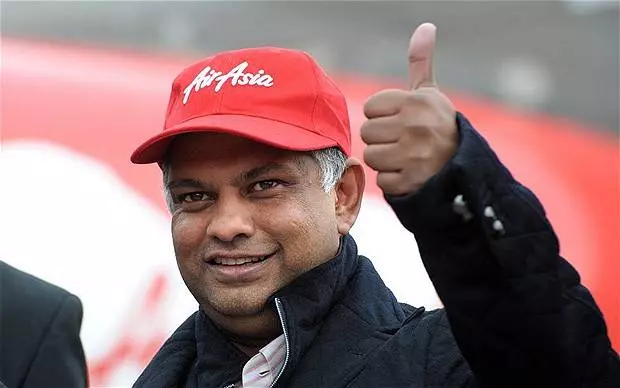 【Tony的瘋狂事跡!】用RM1買下AirAsia經營權,短短几年讓亞航從負債成為上市公司!他現在竟成了…