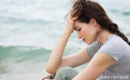婚後三年沒有回老家,元宵節帶妻子回去團聚,推開門我淚目