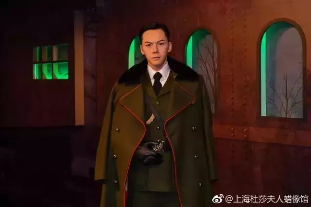 身為蠟像你憑什麼不像,原來這麼多明星都被「坑」過!
