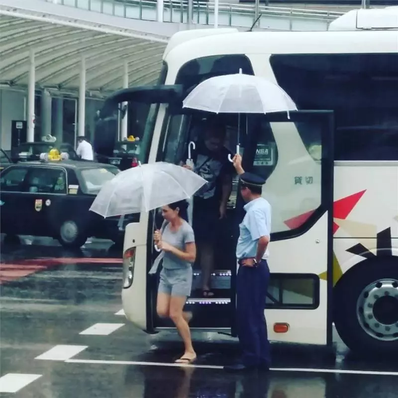 貼心到太誇張!23個「讓你想立馬移民日本」的生活小物 「一次性口紅」隨時補色不佔空間
