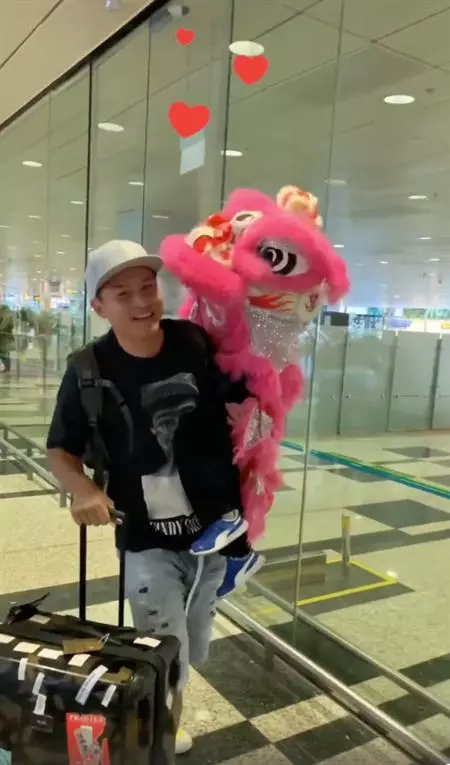 獨/李銘順透露4歲兒迷舞獅 和范文芳親密「自有妙招」